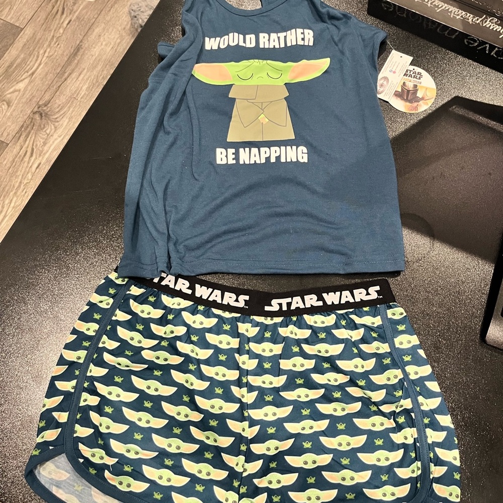 Star Wars Yoda Would Rather Be Napping Funny Pajama Set‎ Womens Medium NWT